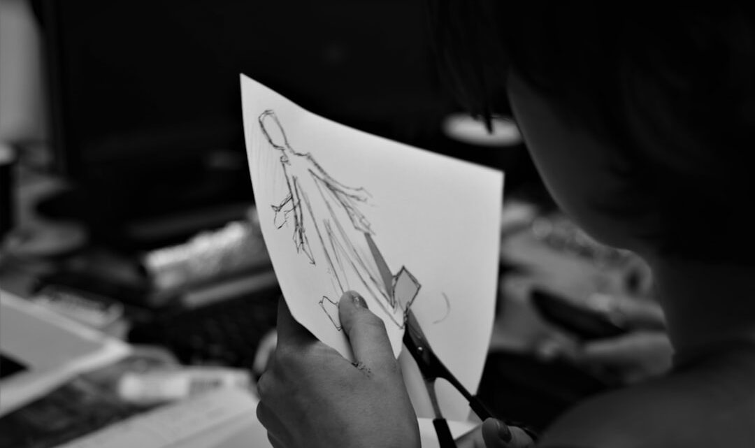 Jak samodzielnie rysować mangę: Podstawy anatomii, mimiki i dynamicznych póz dla początkujących