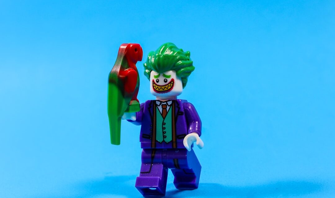 Joker: Jak interpretować jego szaleństwo? Psychologiczny portret arcywroga Batmana