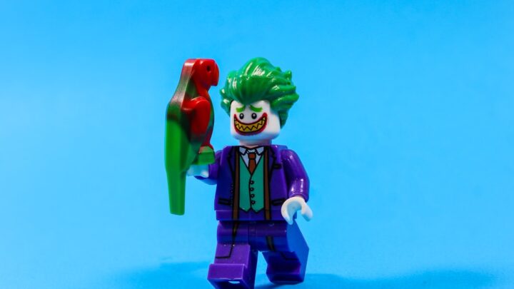 Joker: Jak interpretować jego szaleństwo? Psychologiczny portret arcywroga Batmana