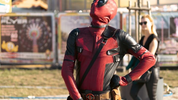 Deadpool: Jak breaking the fourth wall zmienia komiksy i filmy o antybohaterze?
