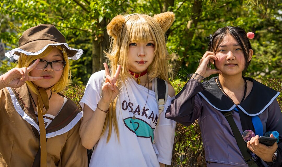 Japońskie festiwale anime i mangi: Przewodnik dla fanów planujących podróż do Kraju Kwitnącej Wiśni