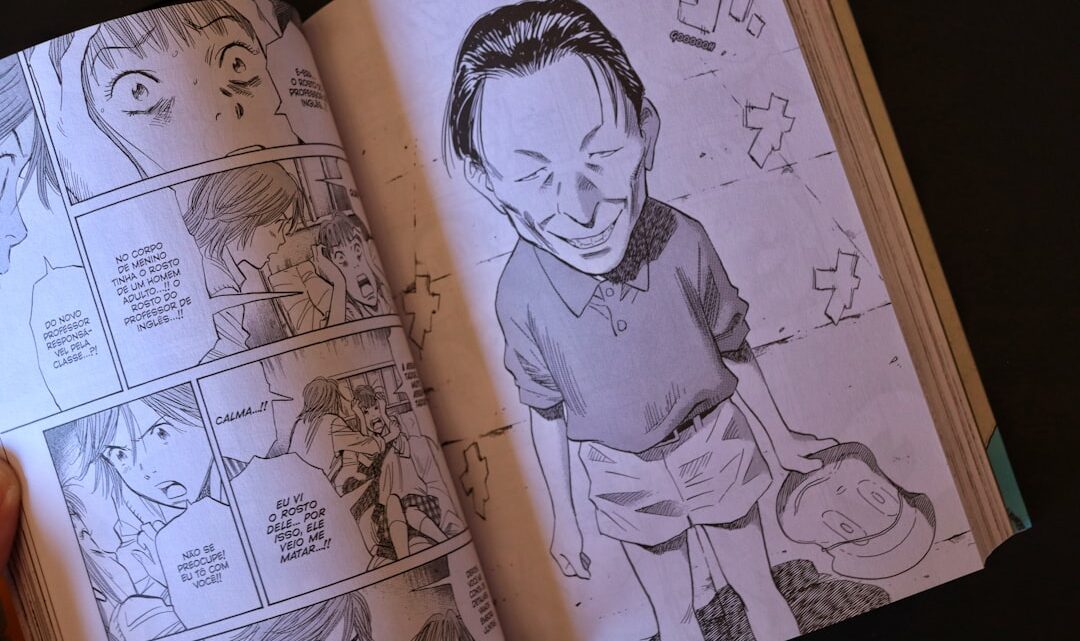 Od pomysłu do wydania: Praktyczny przewodnik, jak stworzyć i wydać własny komiks lub mangę w Polsce