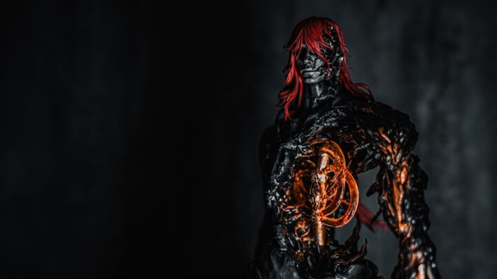 Sekrety symbiozy: Jak powstały i jakie są najnowsze mutacje Venoma i Carnage’a w komiksach Marvela?