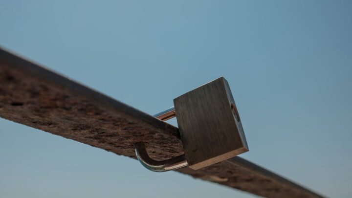 Jak wdrożyć 'egoistyczne’ myślenie z Blue Lock w treningu piłkarskim dla młodzieży?