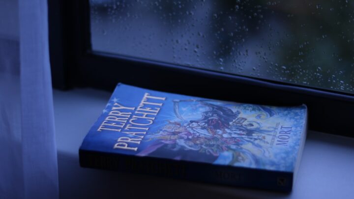 Jak polscy twórcy komiksów adaptują literaturę fantasy i science-fiction (poza klasycznymi legendami)?