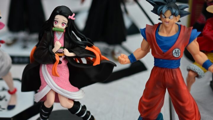 Od Super Saiyan do Sailor Senshi: Jak ikoniczne style Akiry Toriyamy i Naoko Takeuchi rewolucjonizują współczesną modę i design w Japonii i na świecie?