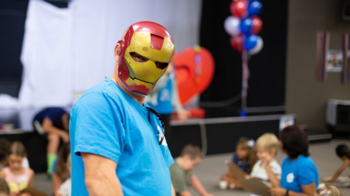 Marvel i DC w programach szkolnych: Jak komiksy superbohaterskie mogą być wykorzystane do nauczania historii najnowszej i etyki w polskich szkołach ponadpodstawowych?